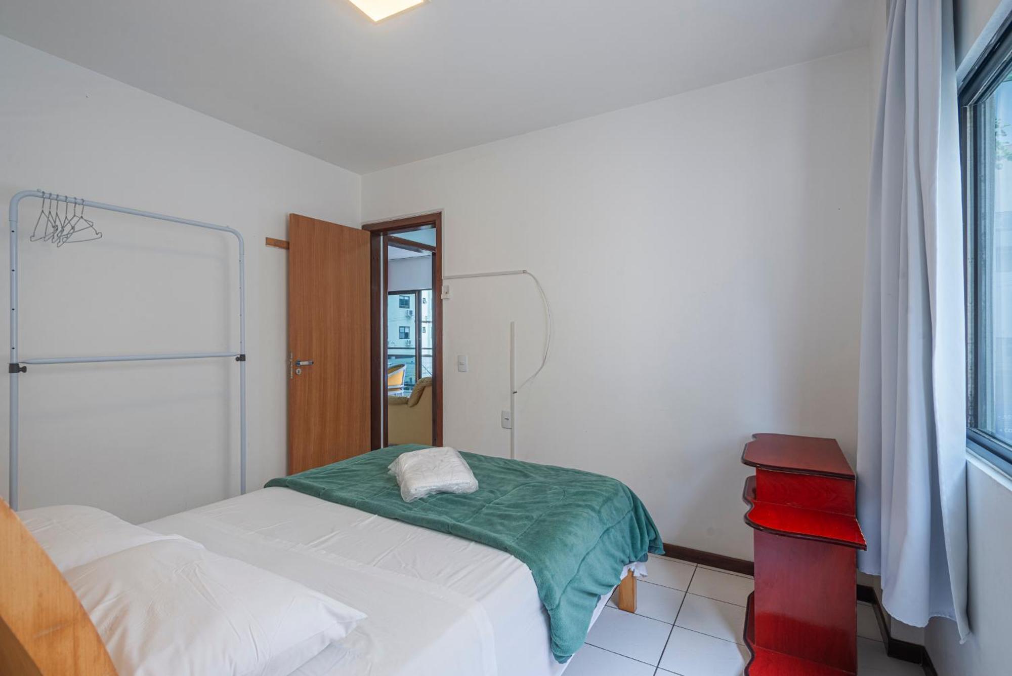 201 2 Quartos Apartamento Balneário Camboriú
