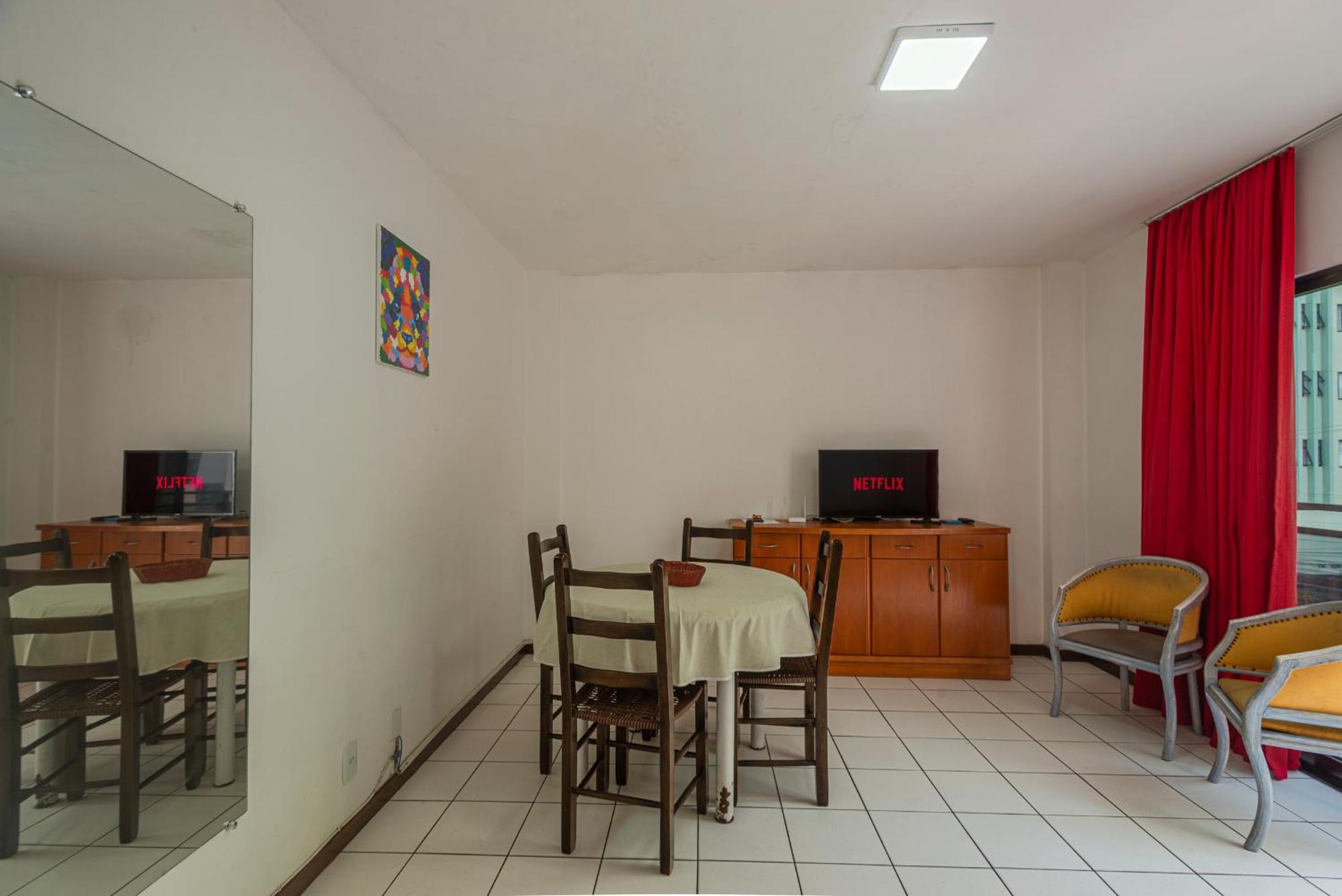 201 2 Quartos Apartamento Balneário Camboriú